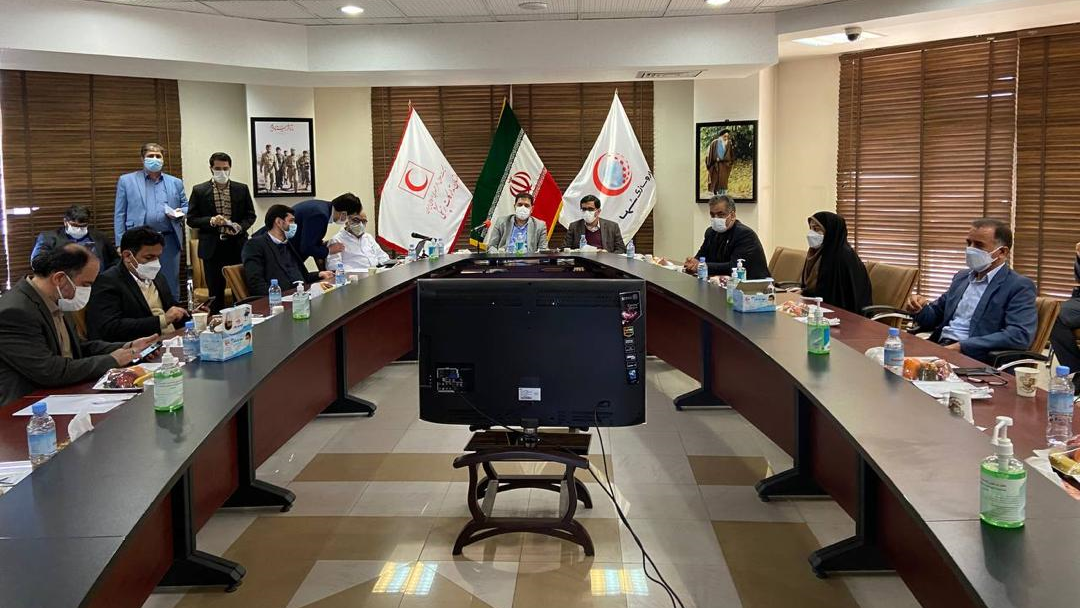 تولید داروهای گیاهی در سازمان تدارکات پزشکی هلال احمر/تاکید بر ضرورت تولید سرم در شرکت داروسازی سها